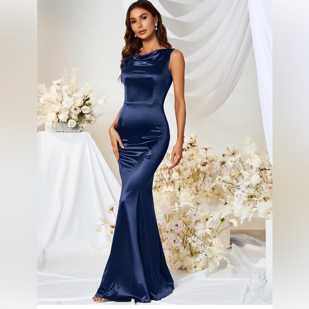 Elegant Navy Blue Evening Mermaid Gown